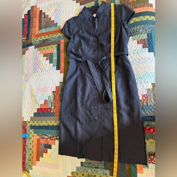 Sandra Darren Casual Blue Denim Dress Button up Structured Belted Size 12 - Picture 5 of 10